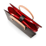 Bolso negro paloma de Christian Louboutin