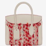 Bolso Alexander mcqueen con petalos