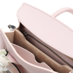 bolso alexander mcqueen rosa-con pañueño de seda interior