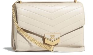 Bolso con solapa y correa piel de ternera beige