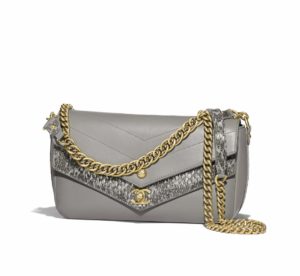 Bolso con solapa y correa piel de ternera gris -