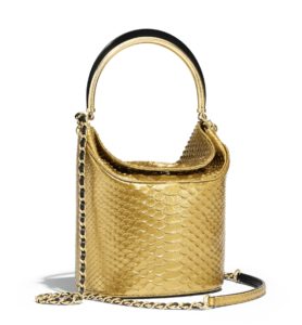 Bolso tipo cubo en pitón