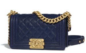 Chanel le boy chico en piel de ternera azul marino