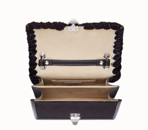 Bolso Fendi Ken I terciopelo negro - interior