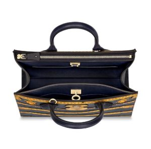 louis vuitton city steamer mm time trunk interior