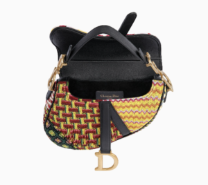 Minibolso-Saddle-de-dior-bordado