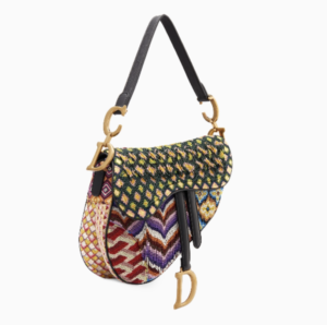 bolso-saddle-de- Dior-de-tela- bordada