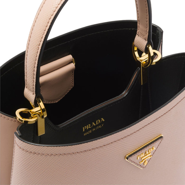 Double-de-Prada-cameo-interior