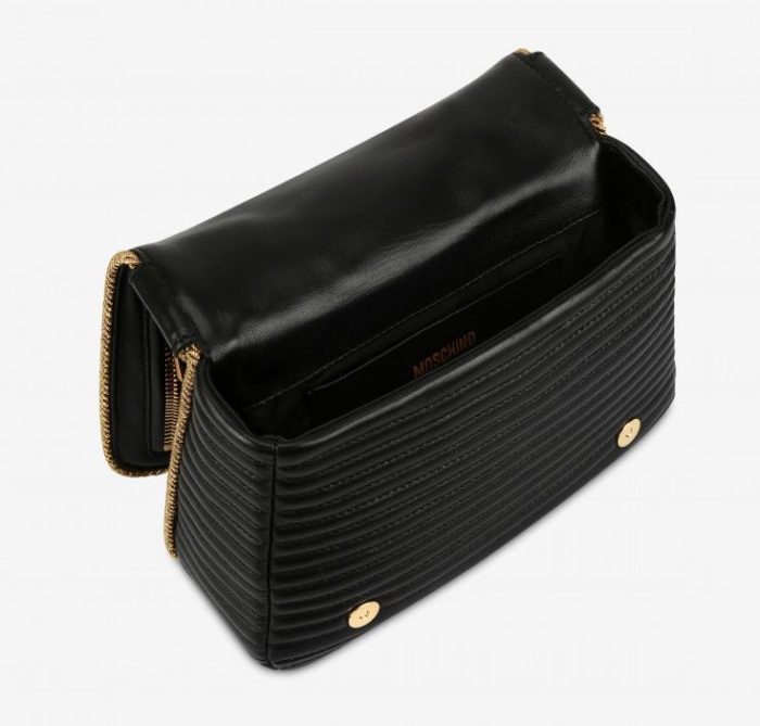 Bolso-Biker-de-Moschino-interior