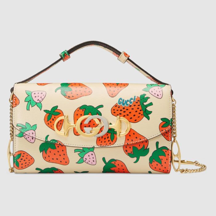 mini-bandolera-zumi-estampado-fresas