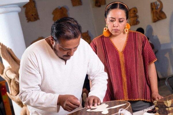 Louis Vuitton colabora con artesanos mexicanos