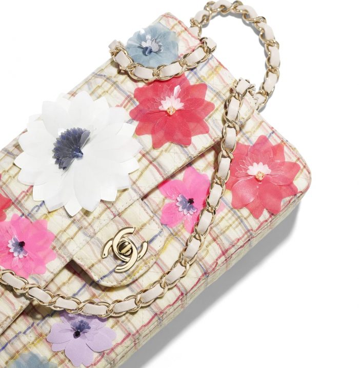 Bolso-Clasico-Chanel-flores-coleccion-crucero-2020