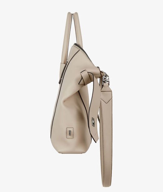 GIVENCHY-TOTE-ANTIGONA-DETALLES
