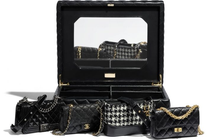 Chanel-cofre-4-mini-bolsos-negro