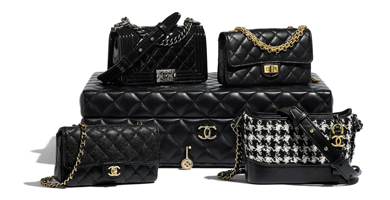 Cofre Chanel con 4 mini bolsos