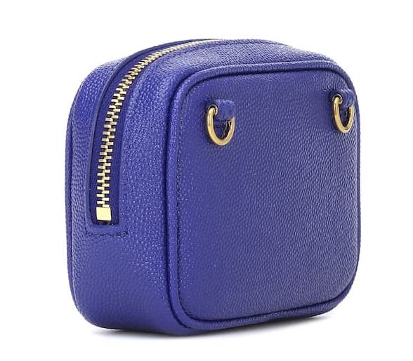 Bolso Lou baby saint laurent morado parte trasera