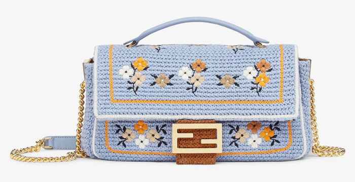 Bolso azul Fendi Baguette bordado con flores