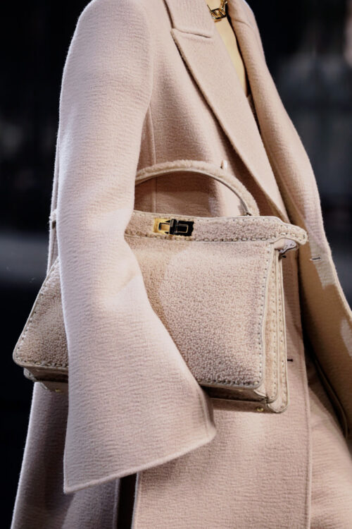 Fendi-colección-otoño-invierno-2021-bolsos-26