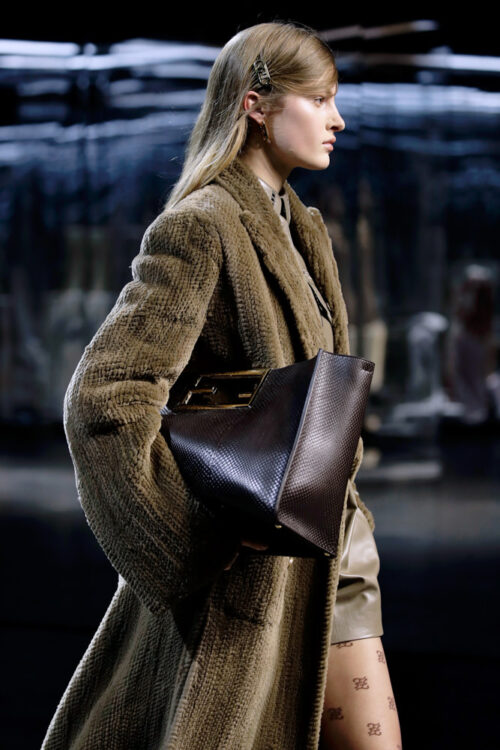 Fendi-colección-otoño-invierno-2021-bolsos-6