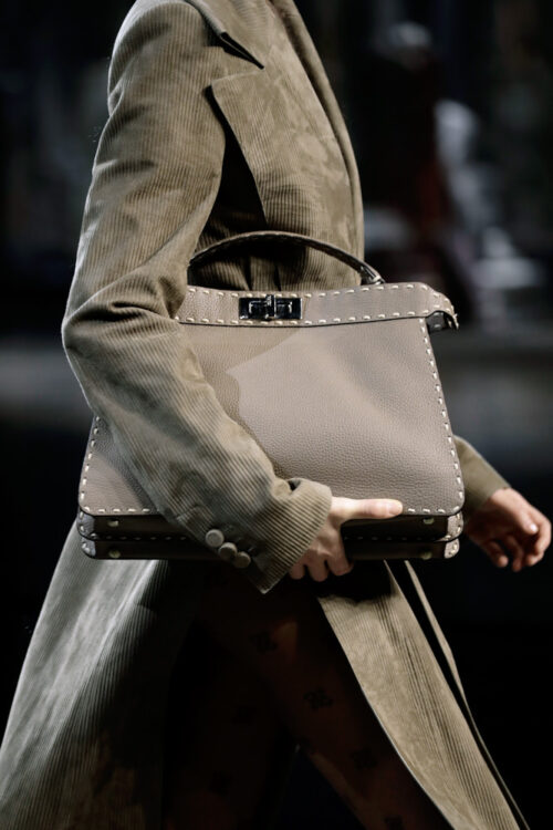 Fendi-colección-otoño-invierno-2021-bolsos-6