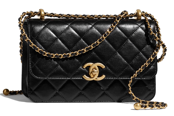 Bolso Chanel con solapa de la colección Pre-otoño 2021