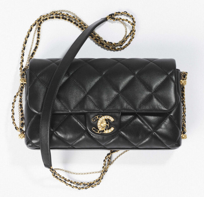 Bolso Chanel con cerradura con perlas