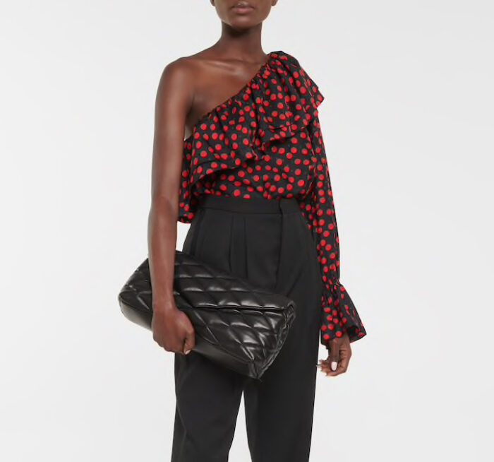 Clutch_Sade_Puffer_de_YSL_modelo