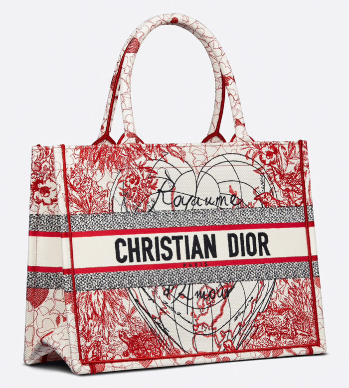 Dior_book_tote_D-Royaume_d'Amour