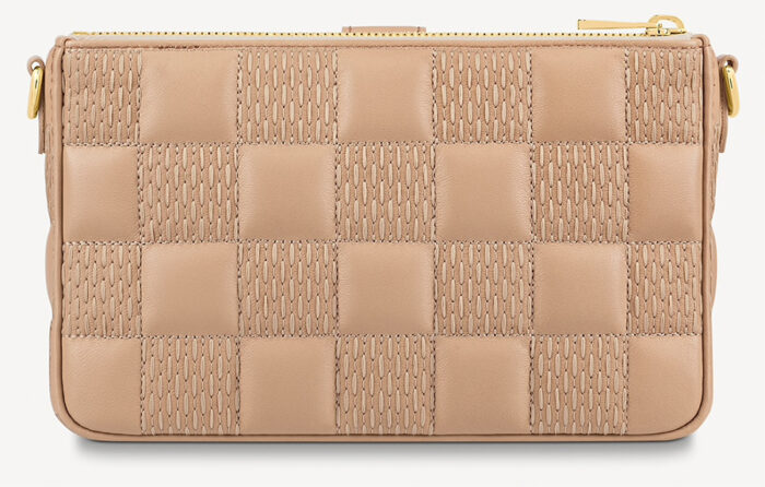 louis-vuitton-pochette-troca-parte-posterior