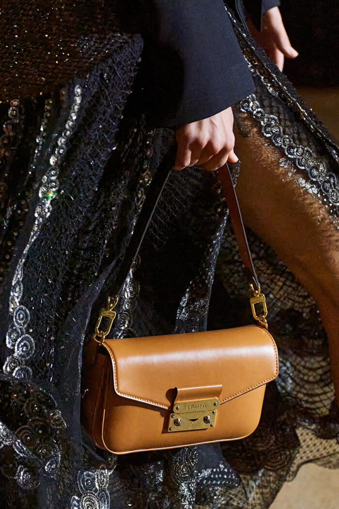 desfile-Louis-Vuitton-colección-bolsos-2022-2