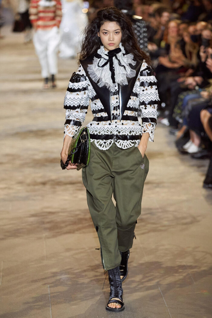 desfile-Louis-Vuitton-primavera-verano-2022-4jpg