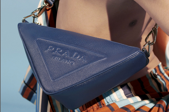 Bolso Triangle de Prada