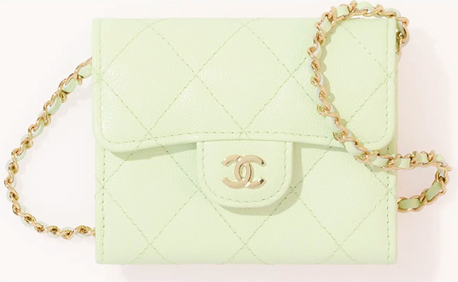 Chanel-billetera-con-correa-primavera-verano-2022