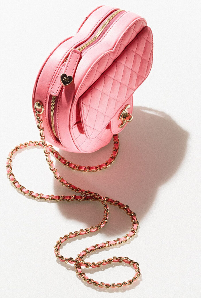 Chanel-heart-bag-rosa-coral-detalles