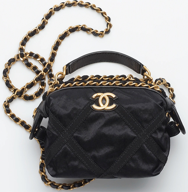 Chanel-mini-bolso-nylon.primavera-verano-2022.