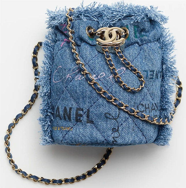 Chanel-mini-bombonera-denim-colección-primavera-verano 2022