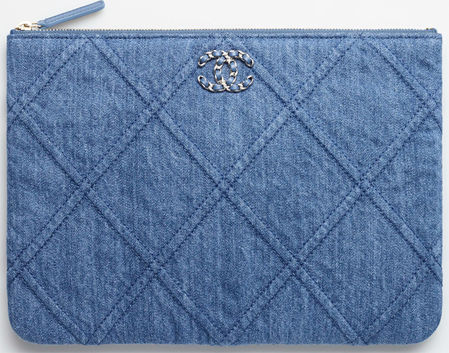 Chanel-sobre-denim-primavera-verano-2022.