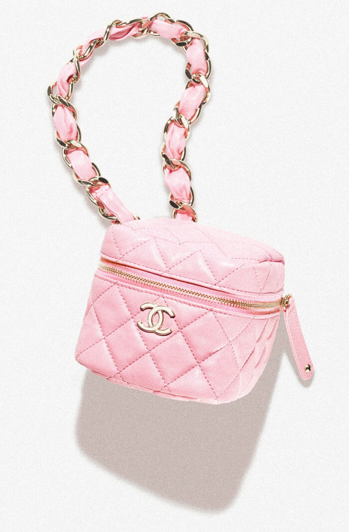 chanel-clutch-con-correa-rosa-primavera-verano-2022