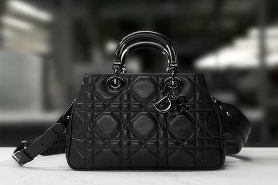 Bolsa Lady 95.22