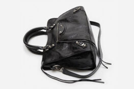 El regreso del bolso Le City de Balenciaga